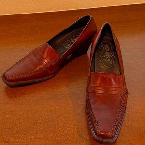 NEW Pikolinos San Marino Leather Heels Size 39 EU 8.5-9 US Brown Cuero Pointed